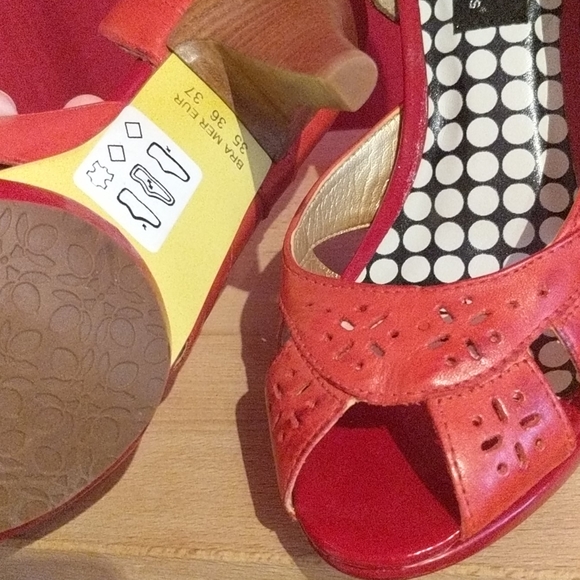 Red peep heels - Picture 8 of 8
